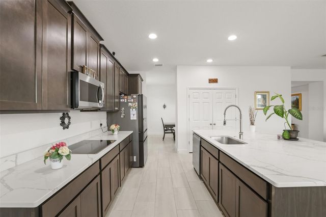 1299 WOODLINE DR, Deland, FL 32720