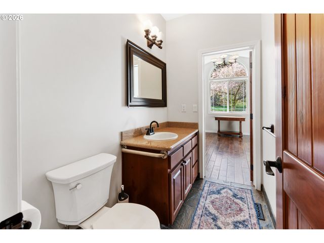 702 Ne 367TH Ave, Washougal, WA 98671