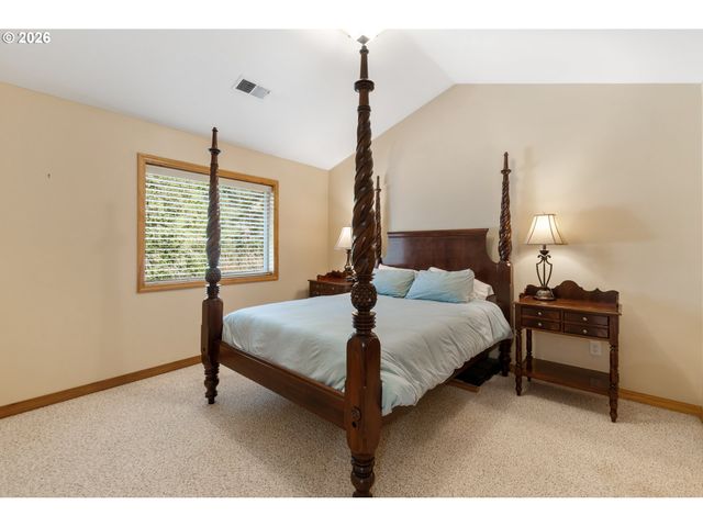 702 Ne 367TH Ave, Washougal, WA 98671