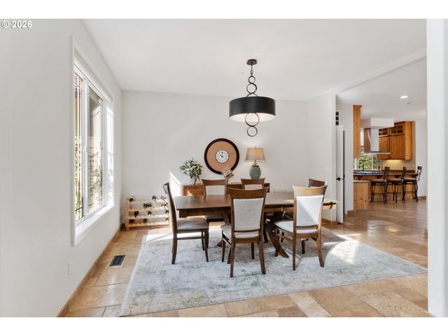 702 Ne 367TH Ave, Washougal, WA 98671