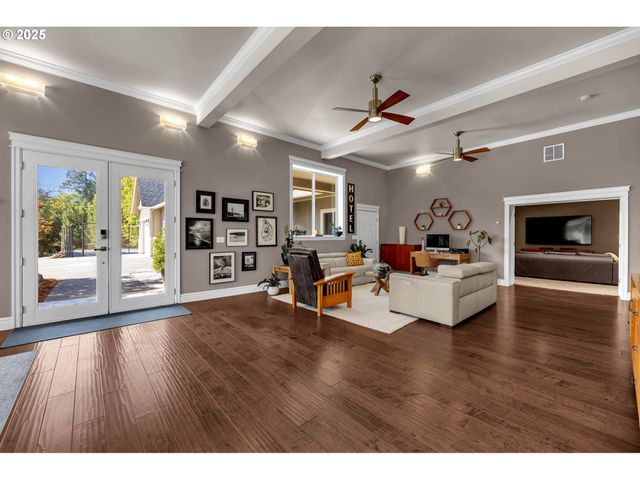 2304 Nw 209TH St, Ridgefield, WA 98642