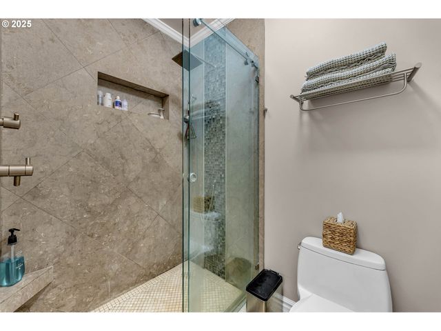 2304 Nw 209TH St, Ridgefield, WA 98642