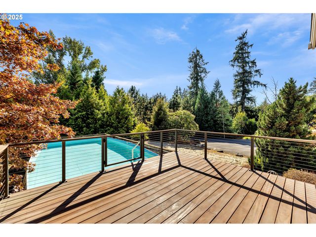 2304 Nw 209TH St, Ridgefield, WA 98642