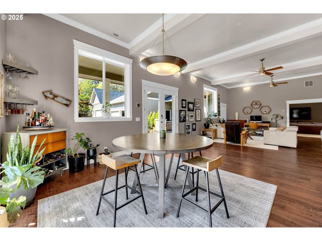 2304 Nw 209TH St, Ridgefield, WA 98642