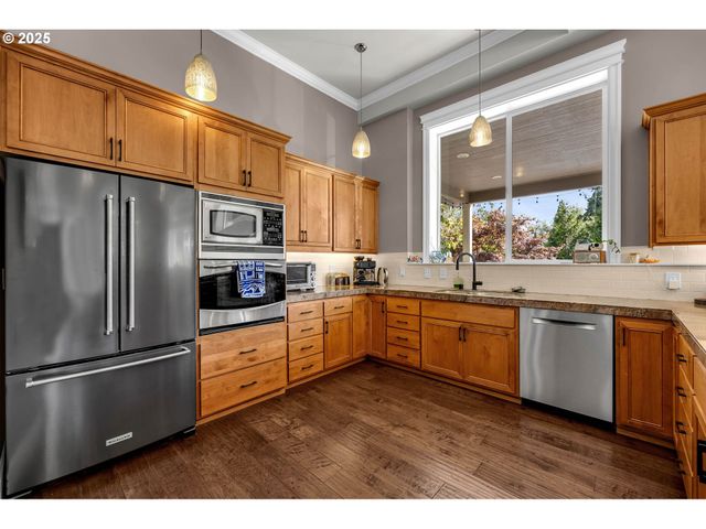 2304 Nw 209TH St, Ridgefield, WA 98642