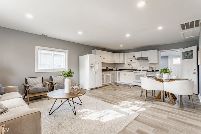 2422 N Arlington Avenue, Indianapolis, IN 46218