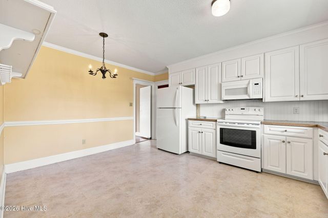 1909 York Street, Kinston, NC 28504