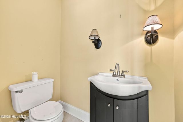 1909 York Street, Kinston, NC 28504