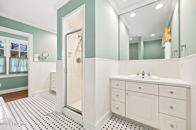 1909 York Street, Kinston, NC 28504