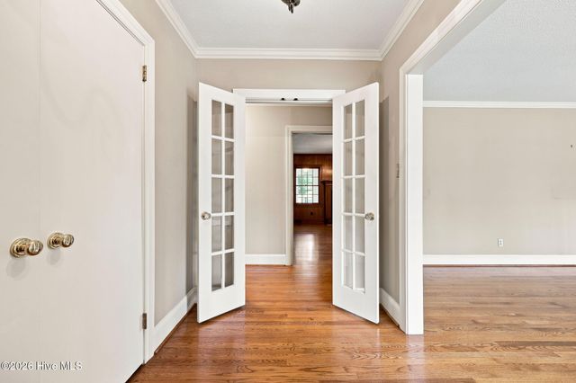 1909 York Street, Kinston, NC 28504