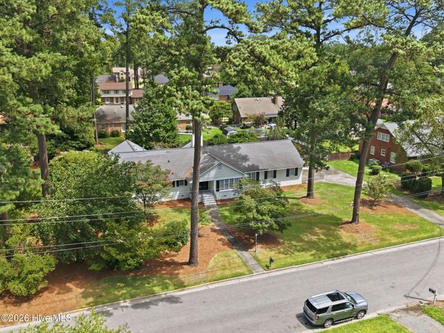 1909 York Street, Kinston, NC 28504