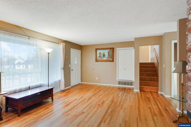 390 NW Conifer Bl, Corvallis, OR 97330