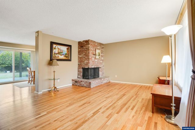 390 NW Conifer Bl, Corvallis, OR 97330