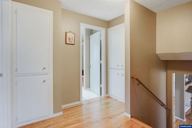 390 NW Conifer Bl, Corvallis, OR 97330