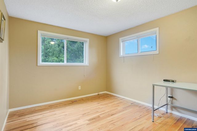 390 NW Conifer Bl, Corvallis, OR 97330