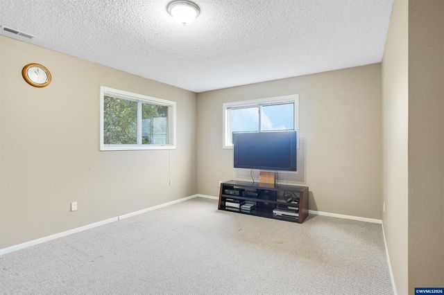 390 NW Conifer Bl, Corvallis, OR 97330