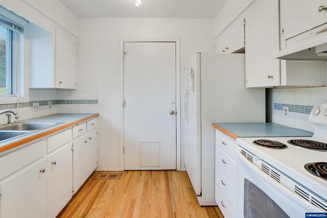 390 NW Conifer Bl, Corvallis, OR 97330