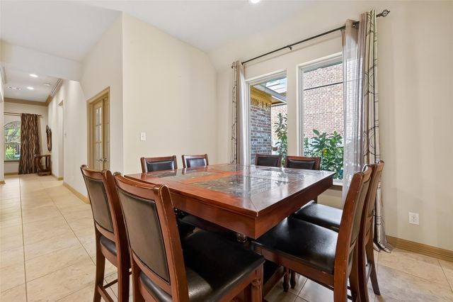 7118 Argonne Trail, Sugar Land, TX 77479