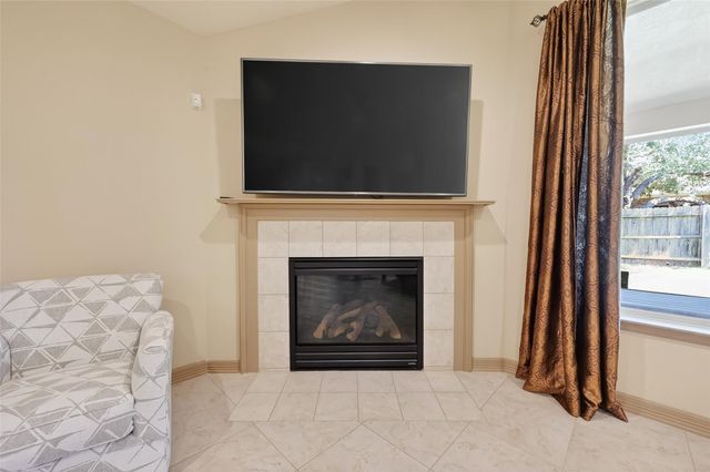 7118 Argonne Trail, Sugar Land, TX 77479