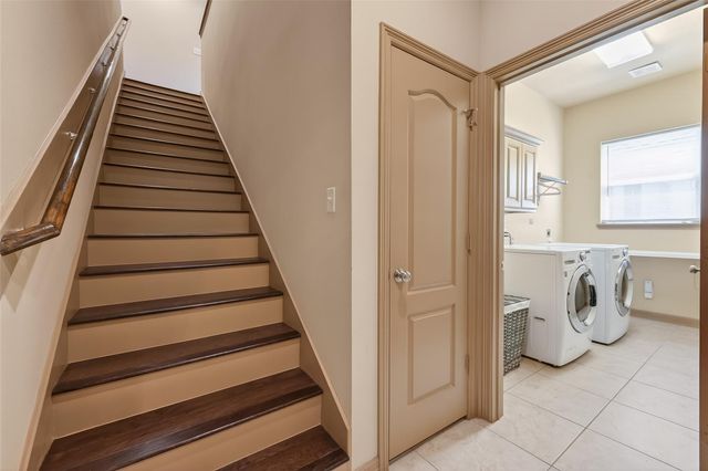 7118 Argonne Trail, Sugar Land, TX 77479