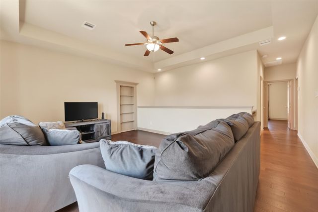 7118 Argonne Trail, Sugar Land, TX 77479