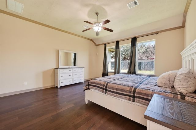 7118 Argonne Trail, Sugar Land, TX 77479