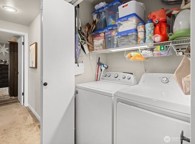 8134 212th Street SW, Edmonds, WA 98026