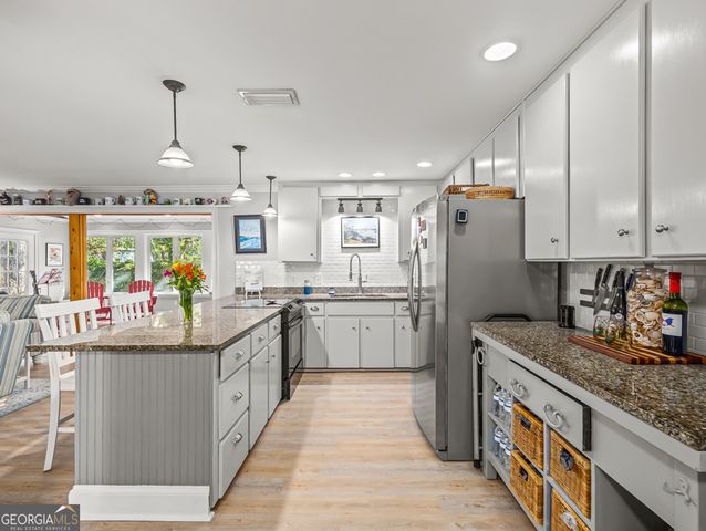 103 Cater Street, St. Simons, GA 31522