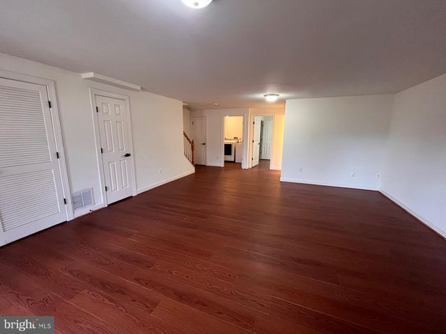 14274 MADRIGAL DR, Woodbridge, VA 22193