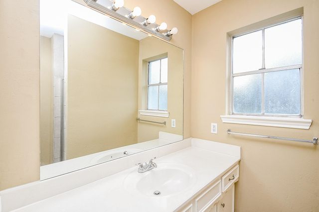 3327 Springhill Drive, Missouri City, TX 77459