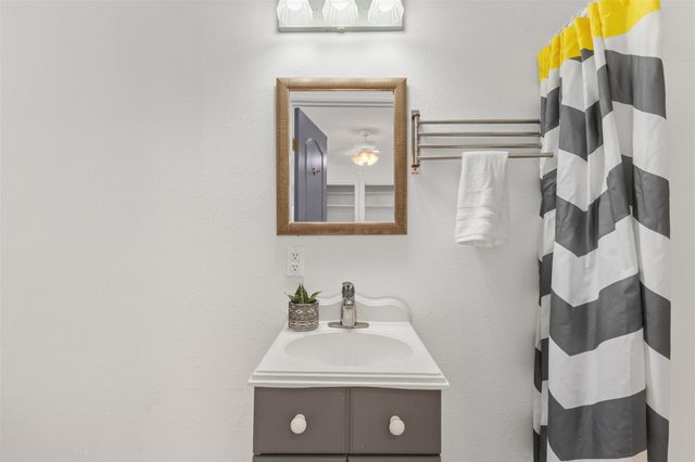 10860 County Road 272, Somerville, TX 77879