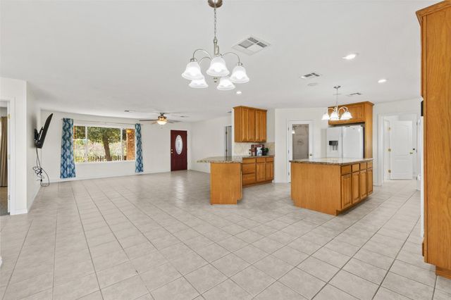 10860 County Road 272, Somerville, TX 77879