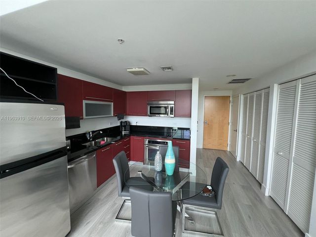 253 NE 2nd St 433, Miami, FL 33132