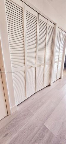 253 NE 2nd St 433, Miami, FL 33132