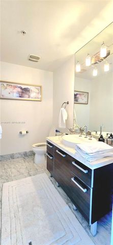 253 NE 2nd St 433, Miami, FL 33132