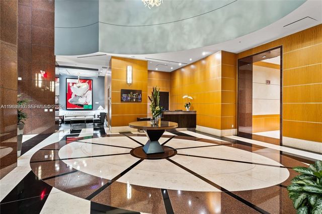 253 NE 2nd St 433, Miami, FL 33132