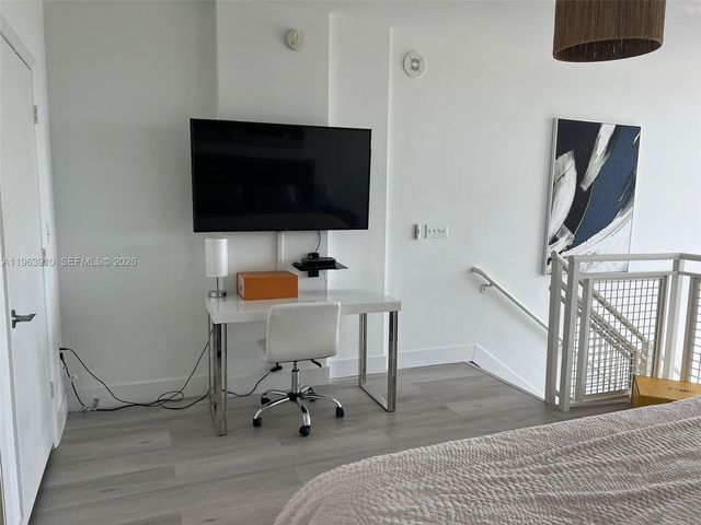 253 NE 2nd St 433, Miami, FL 33132