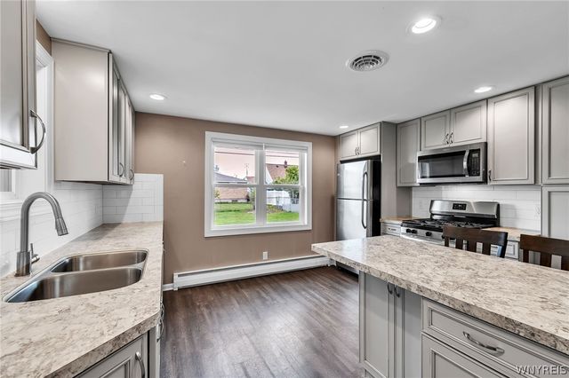 203 Lou Ann Drive, Cheektowaga, NY 14043