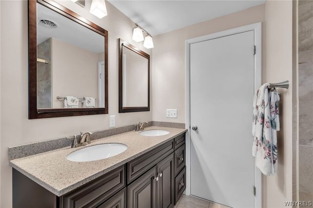 203 Lou Ann Drive, Cheektowaga, NY 14043