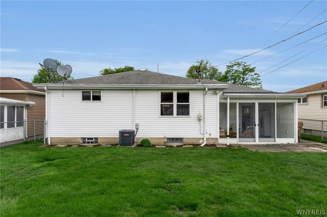 203 Lou Ann Drive, Cheektowaga, NY 14043