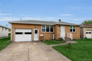 203 Lou Ann Drive, Cheektowaga, NY 14043