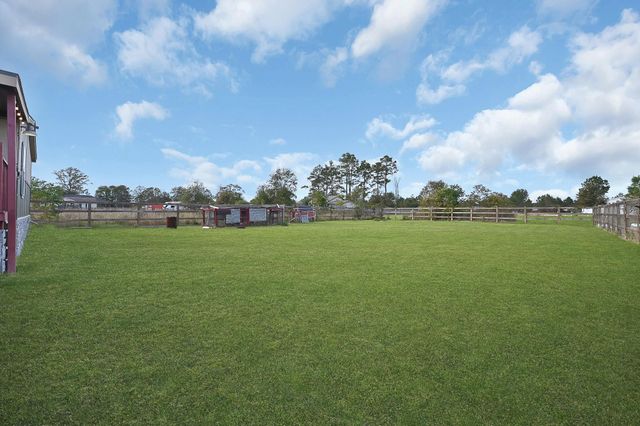 116 Road 5240, Cleveland, TX 77327