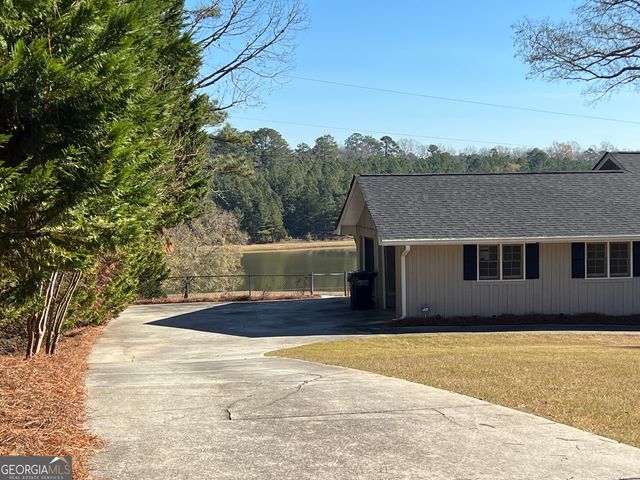 2791 Bonds Lake Road NW, Conyers, GA 30012