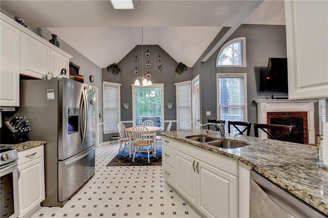 103 Brier Bend Court, Acworth, GA 30101