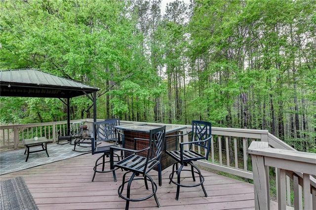 103 Brier Bend Court, Acworth, GA 30101