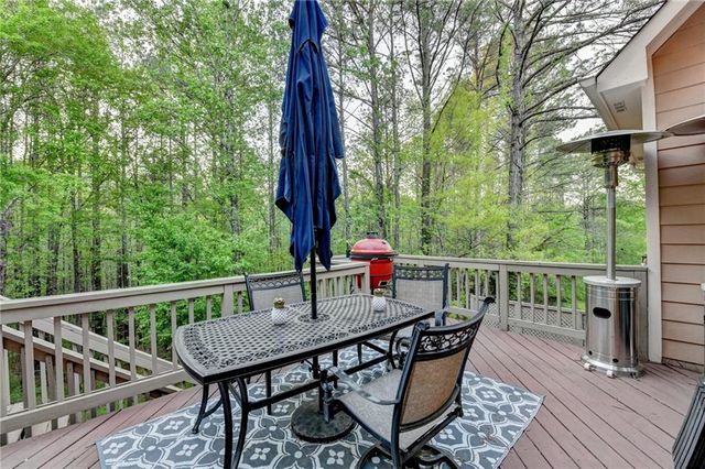 103 Brier Bend Court, Acworth, GA 30101