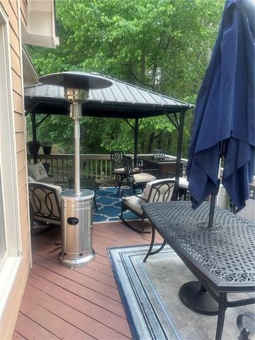 103 Brier Bend Court, Acworth, GA 30101