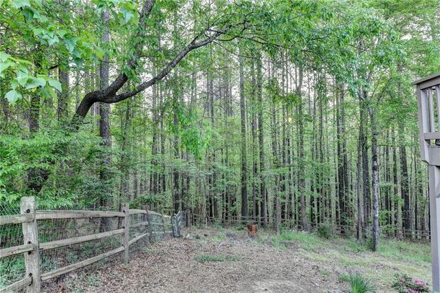 103 Brier Bend Court, Acworth, GA 30101