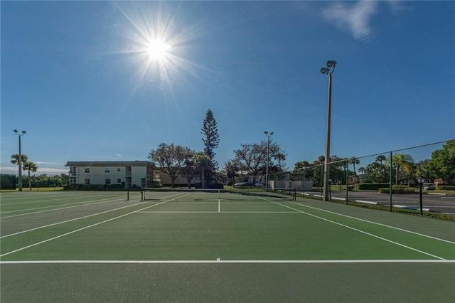 35 Vista Gardens Trail 205, Vero Beach, FL 32962