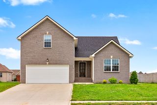 1320 Apple Blossom Rd, Clarksville, TN 37042